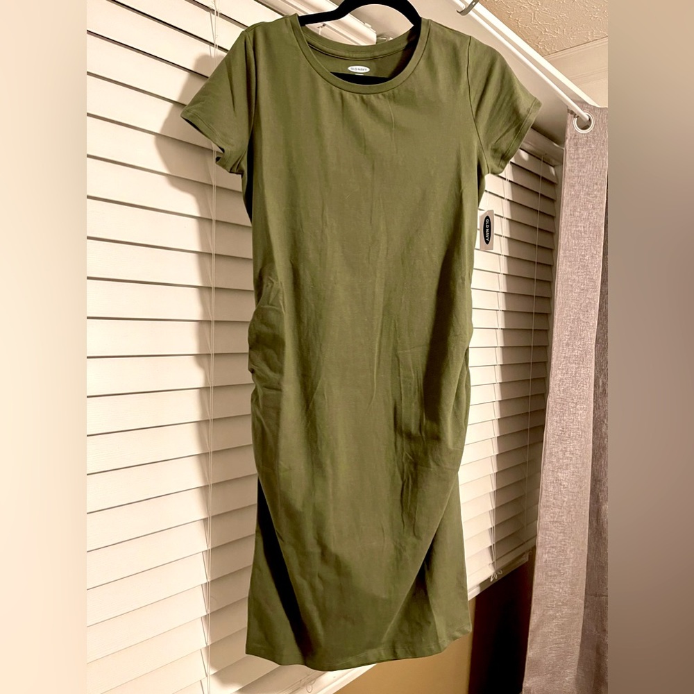Old Navy Maternity Dress